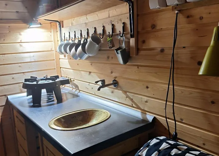 Maringotka Pod Liskou Кемпинг Suchovrsice